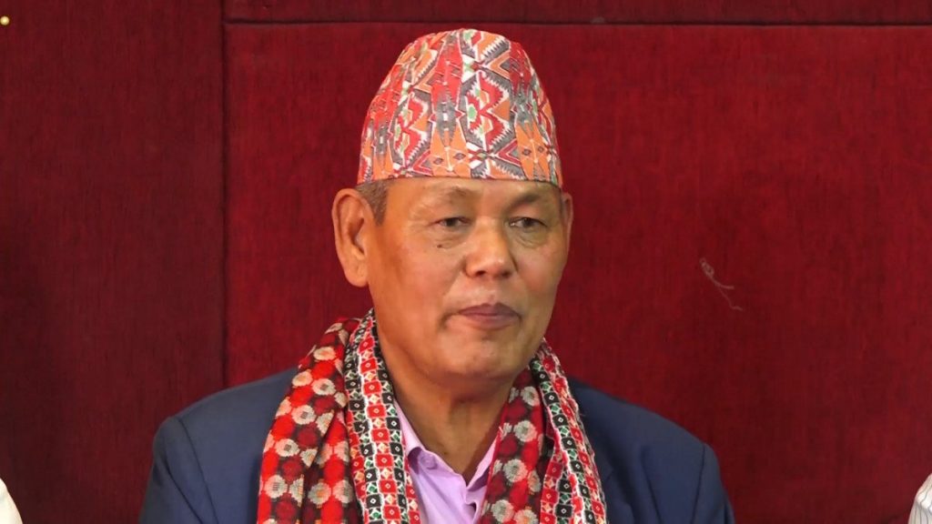 पार्टी कार्यालयमा खेलकुदमन्त्रीलाई कालोझण्डा