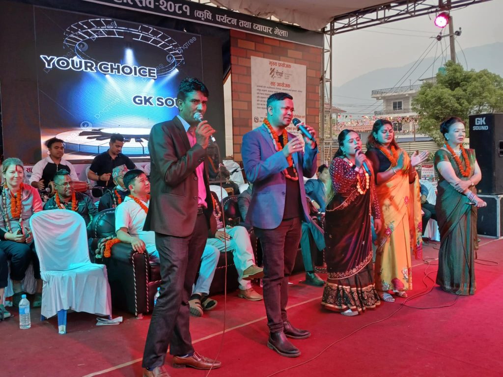 संगीतमय बन्यो आलु महोत्सव