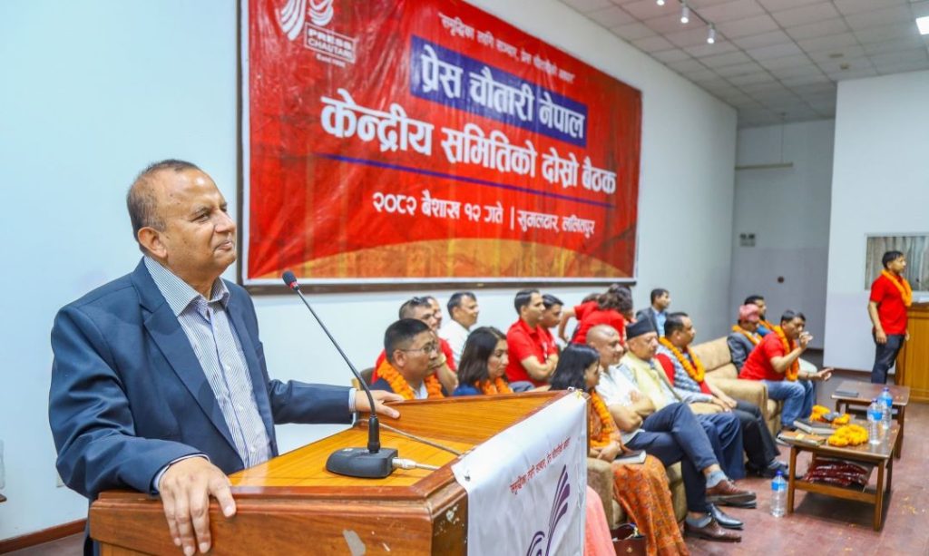 बलियो शक्ति भएकै कारण एमालेमाथि चौतर्फी प्रहार : महासचिव पोखरेल