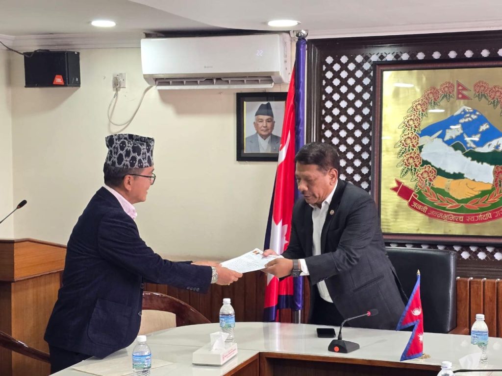 तीनकुने घटना प्रति ५ बुँदे मागसहित प्रधानमन्त्रीलाई राप्रपाको ध्यानाकर्षण