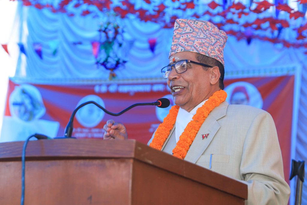 गुरूकुल तथा वेद विद्याश्रम मानवीय धर्म र चेतनालाई उजागर गर्ने स्रोत हुन् : प्रदेश प्रमुख भट्ट