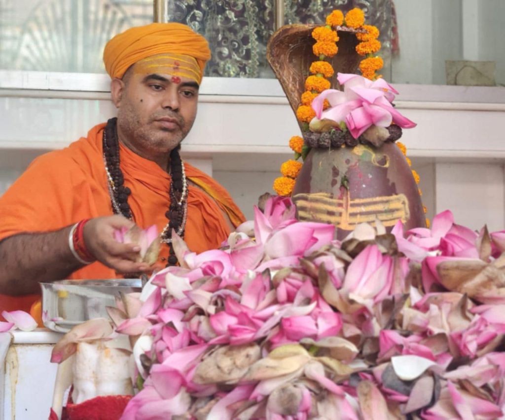 कोटिहोममा आज स्वामी देखि हास्य कलाकार सम्मको उपस्थिति रहने