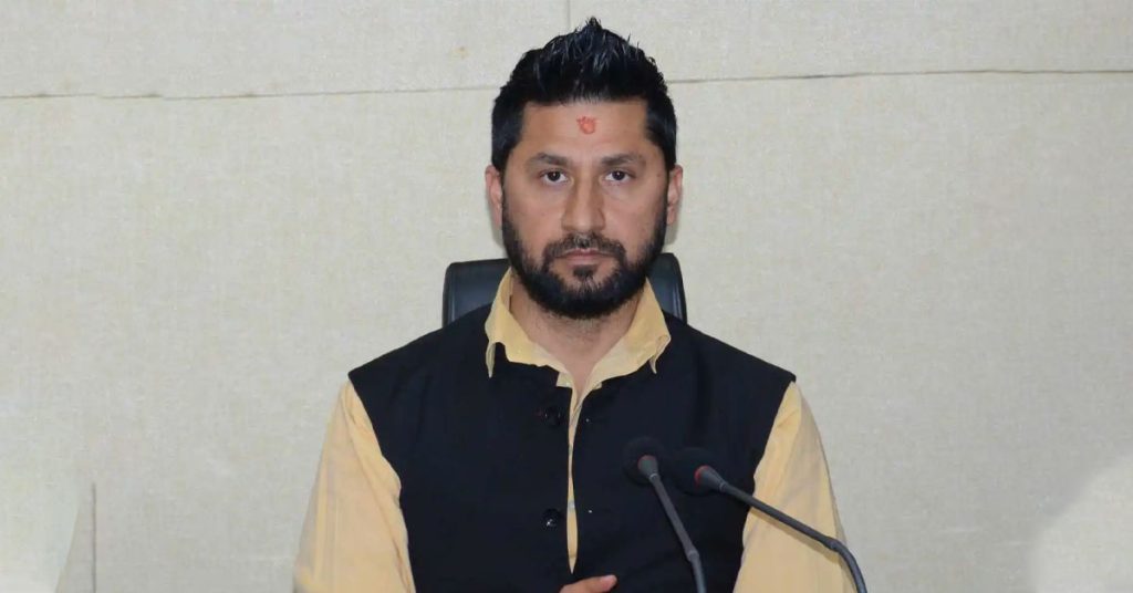 चितवन–२ मा अग्रता बढाउँदैं रवि लामिछाने