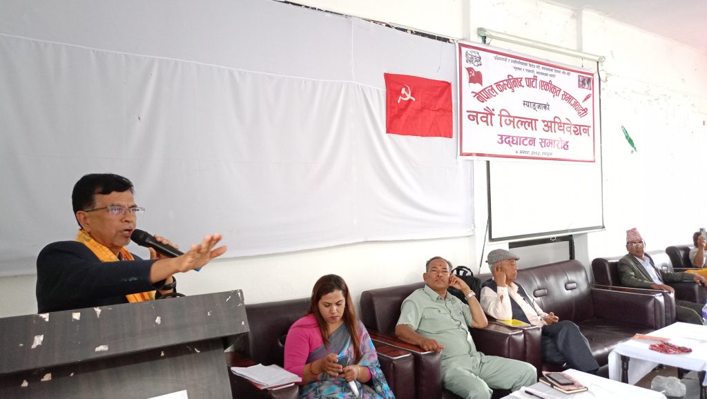 एमालेका कैयौं नेता कार्यकर्ता हाम्राे पार्टी सशक्त बनाेस् भन्ने कामना गरिरहेका छन् : वरिष्ठ उपाध्यक्ष पाण्डे