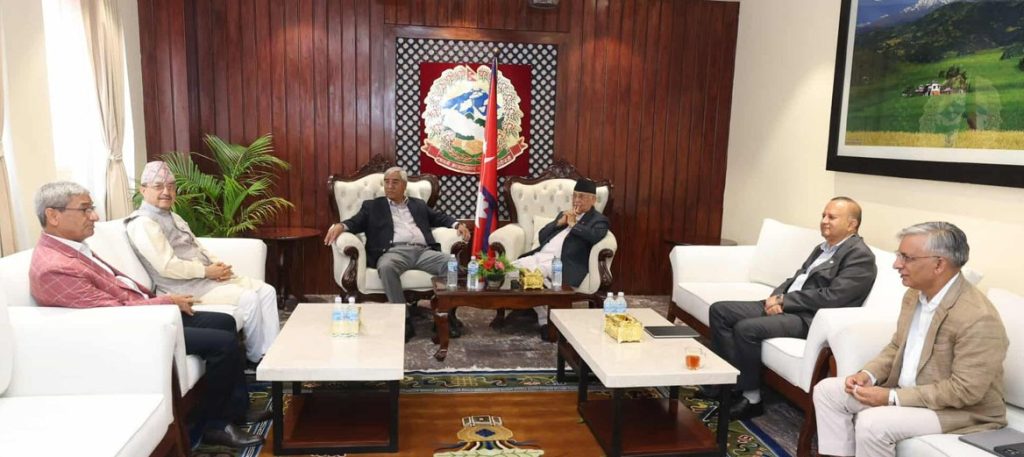 प्रमुख सत्ता साझेदार दुई दलका शीर्ष नेताबीच छलफल