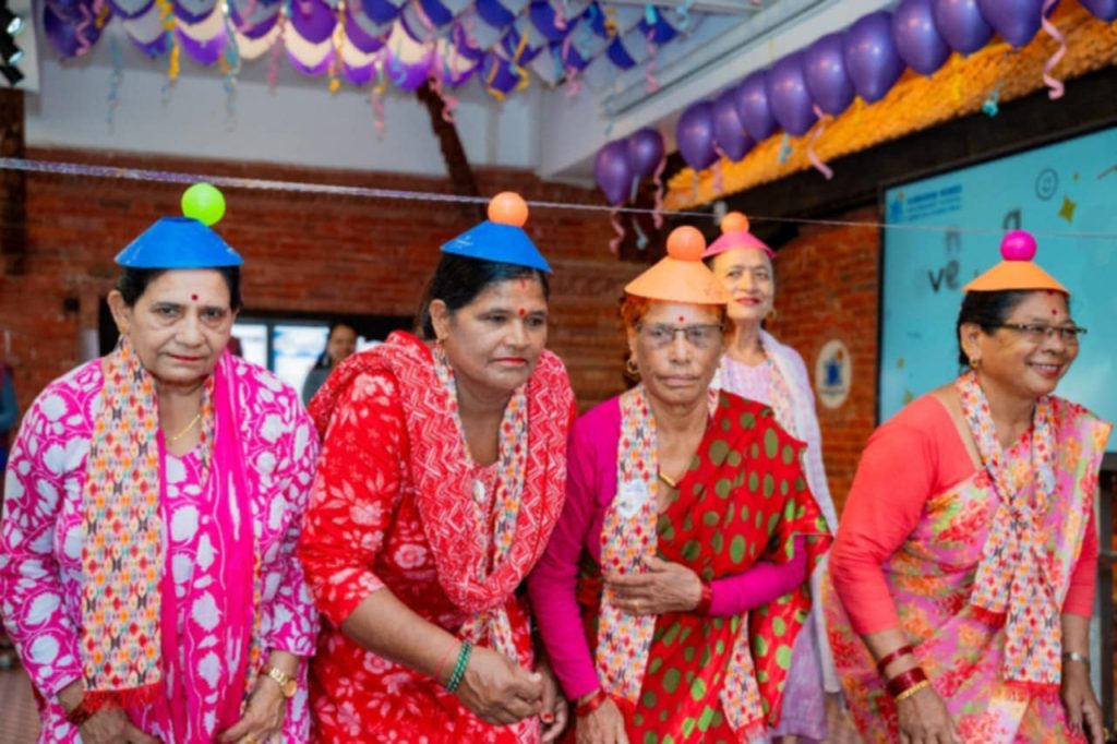 कुमुदिनीमा मनाईयो ‘हजुरबाआमा दिवस’