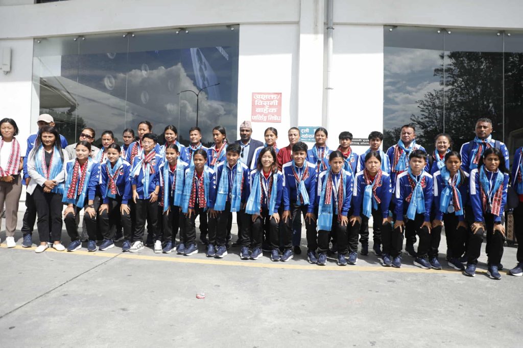 साफ यू-२० महिला च्याम्पियनसिप खेलेर नेपाली टिम स्वदेश फर्कियो