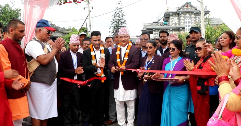 पोखरा वडा नम्बर १२ को प्रवेशद्वारसहित नवनिर्मित संरचनाको उद्घाटन