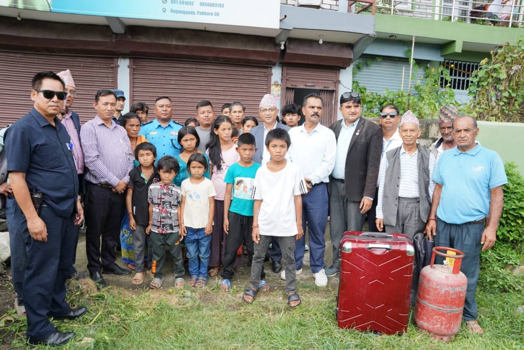 पोखराबाट आफ्नै गाउँ फर्किए हायू परिवार