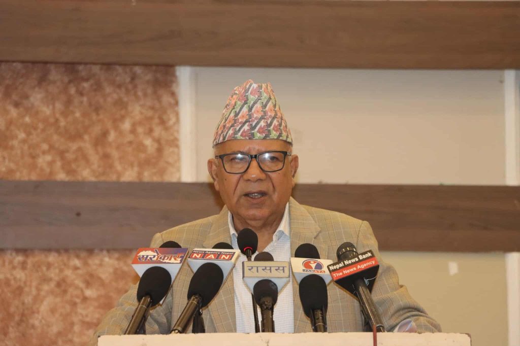 मेराे जीवनमा कसैसंग एक रूपैयाँ भ्रष्टाचार गरेकाे छैन : माधव नेपाल