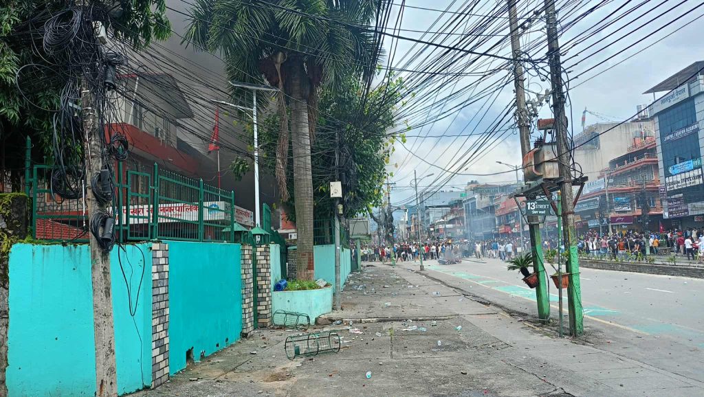 पोखरा महानगरमा प्रर्दशनकारीद्धारा आगजनी