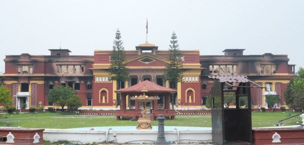 मन्त्रीहरूको शपथ एक घण्टा पछि सर्‍यो : स्वास्थ्यमन्त्रीमा सिफारिस भएकी मिश्रा होल्ड