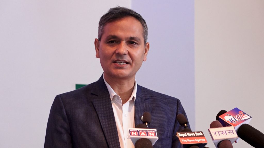 मतपेटिका प्रहरीले नै ढुवानी गर्छ : गृहमन्त्री अर्याल