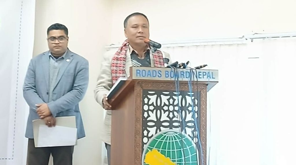 सडक मर्मत गर्न नसकेकै कारण जनतामा ठुलो आक्रोश छ : मन्त्री घिसिङ