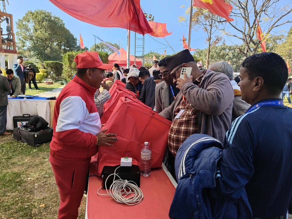 एमालेको निर्वाचन तालिका संशोधन : साढे ६ बजे उम्मेदवारको अन्तिम नामावली प्रकाशन हुने