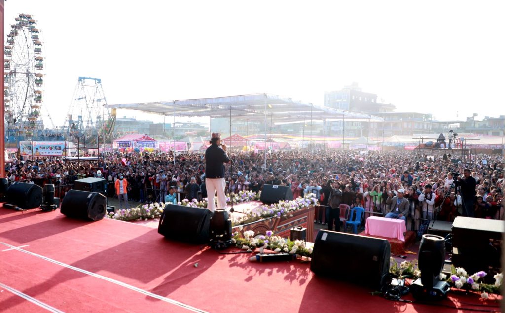 पोखरा महोत्सवमा भरिभराउ दर्शक