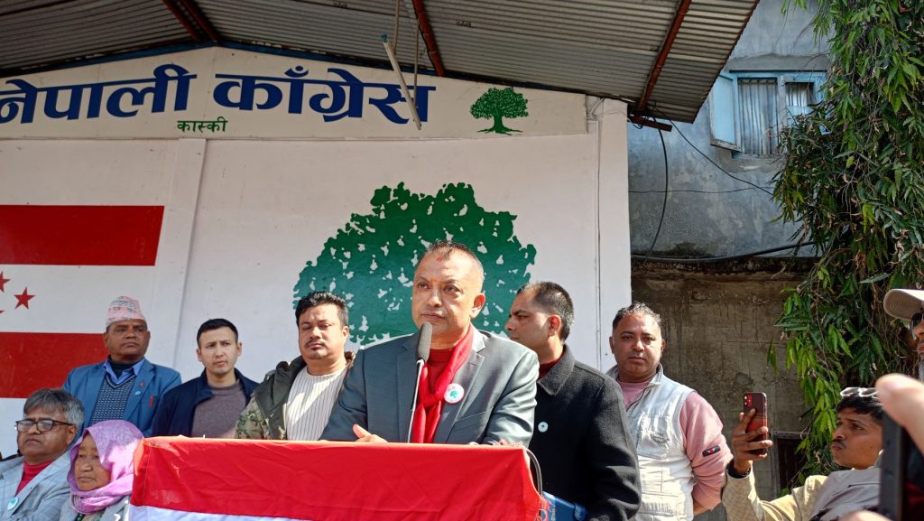 कांग्रेस सभापति थापाले आज पोखरामा चुनावी सभालाई सम्बोधन गर्दै