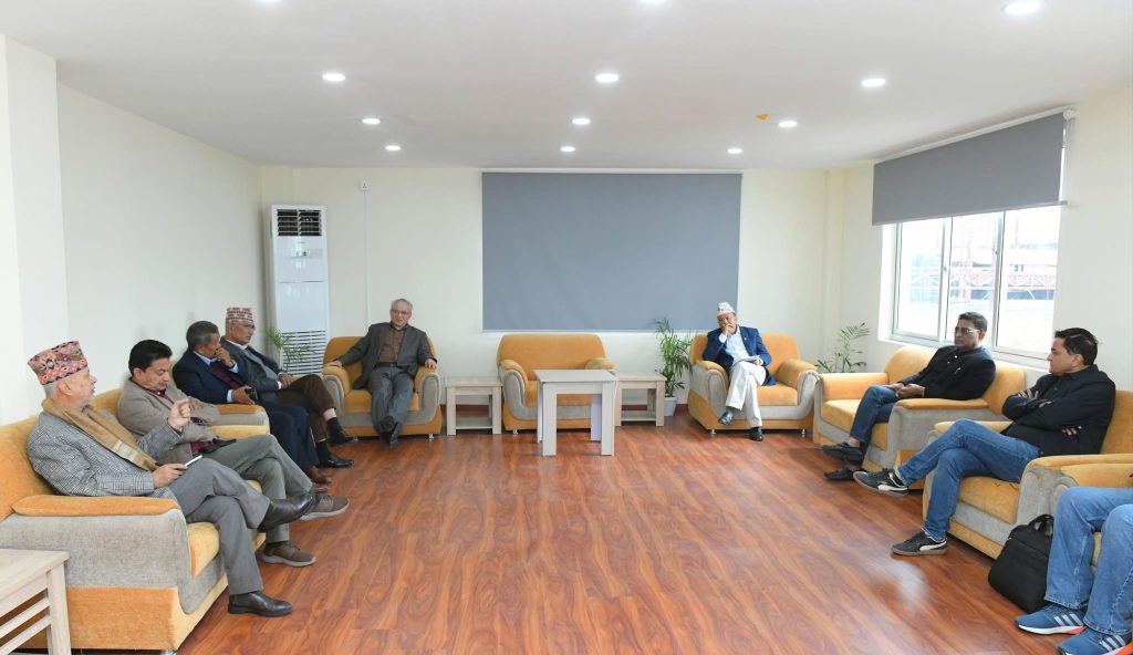 पार्टी अध्यक्ष ओलीलाई तत्काल रिहा गर्न एमालेको माग