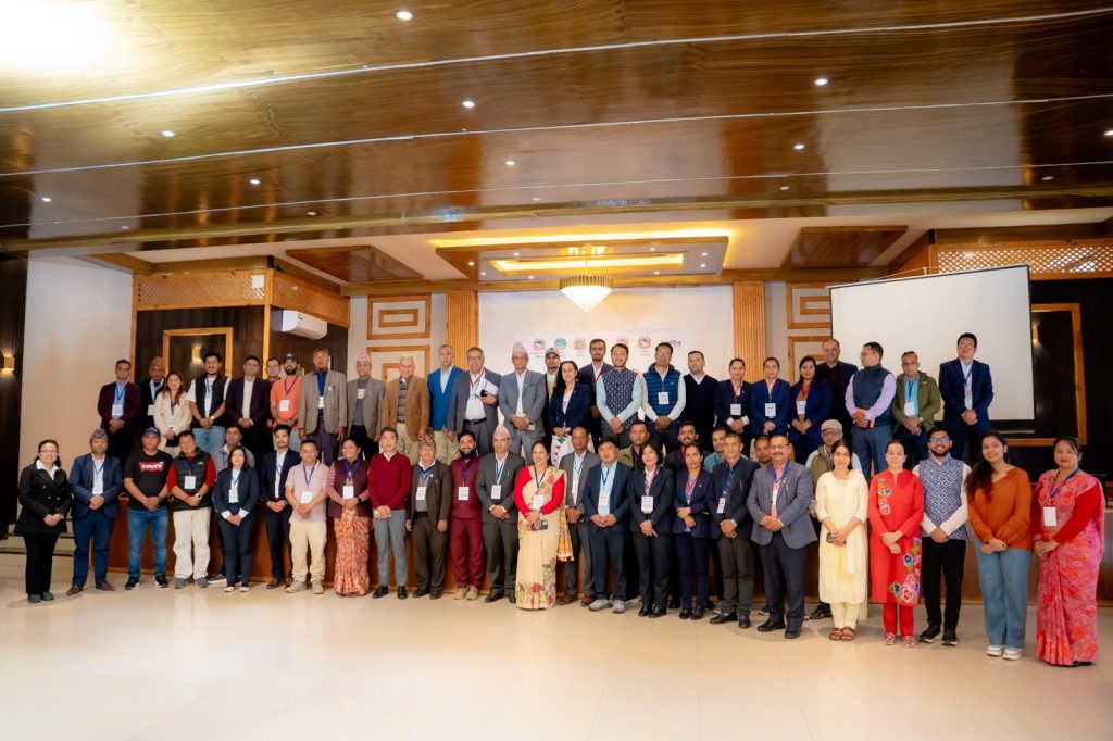 गण्डकी प्रदेश सरकार र पाँच पालिकाको संयुक्त आयोजनामा सरोकारवालालाई तालिम