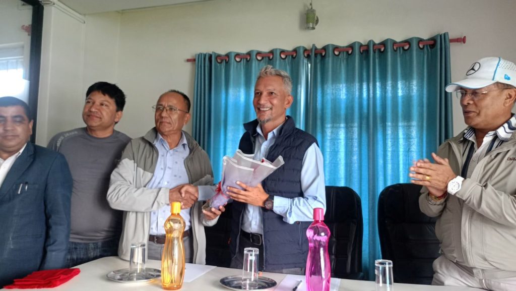 संसदमा यातायात क्षेत्रका विषयमा बोलिदिन सांसद पौडेललाई व्यवसायीको आग्रह