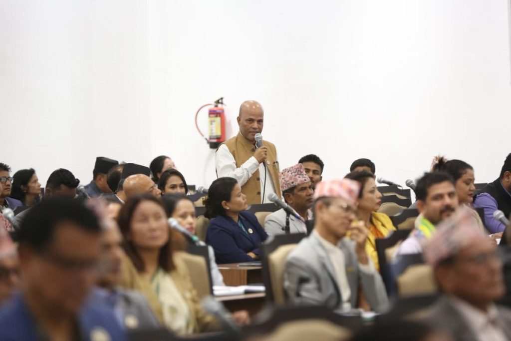 किसानलाई समयमै पर्याप्त मलको व्यवस्था गरियोस् : सांसद सिंह