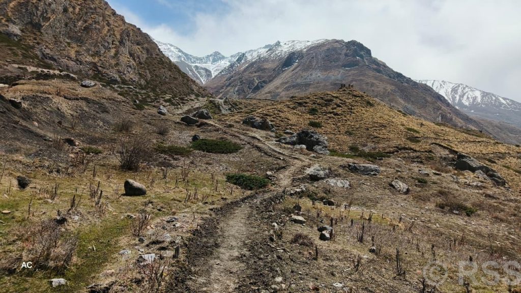 मुस्ताङका पर्यटकीय पदमार्गहरू मर्मत तथा स्तरोन्नति सुरु