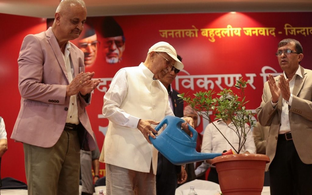 एमालेको राष्ट्रिय कार्यशाला सुरु, अध्यक्ष ओलीद्वारा उदघाटन