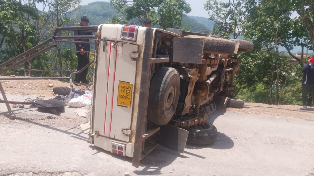 स्याङ्जामा जिप दुर्घटना : एक जनाको ज्यान गयो, १८ जना घाइते
