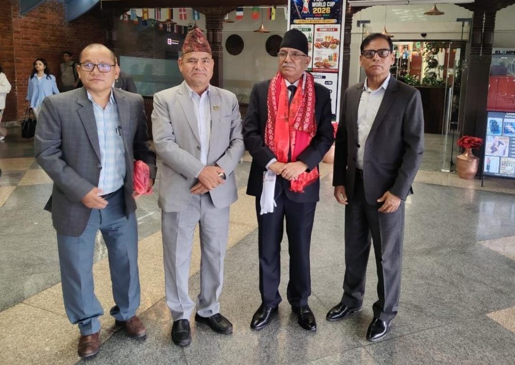 श्रीलंका भ्रमण सकेर स्वदेश फर्किए प्रचण्ड