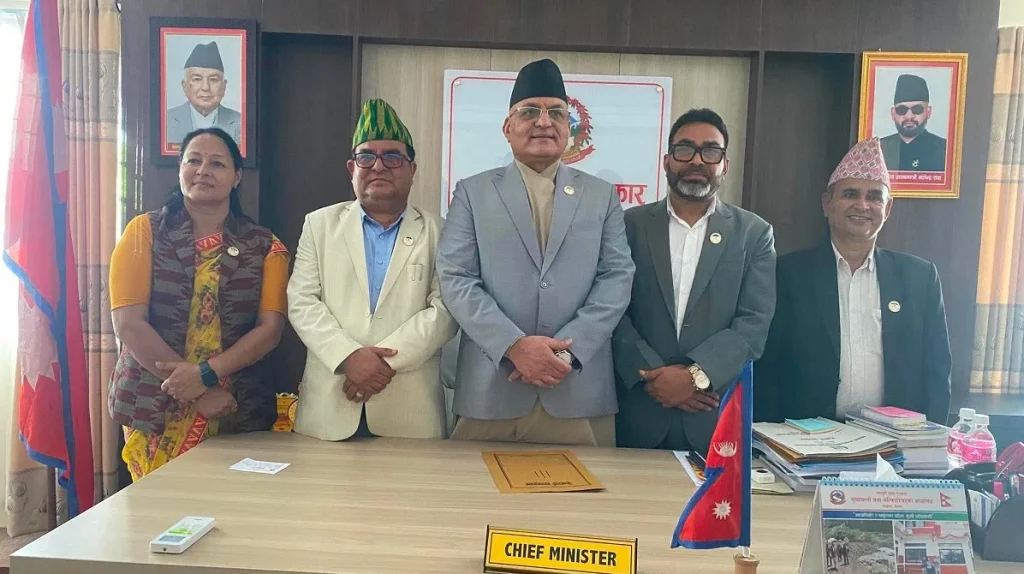 गण्डकी प्रदेश सरकारबाट एमाले बाहिरियो, मन्त्रीहरूले दिए राजीनामा