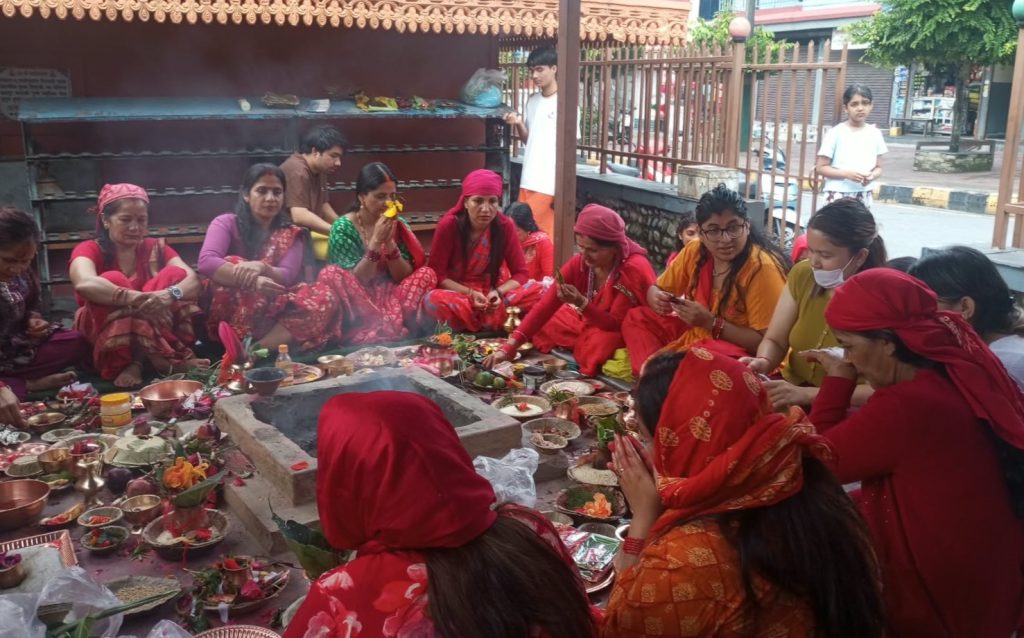 आज भाद्र शुक्ल पञ्चमी, सप्त ऋषिको पूजा आराधना गरी मनाइँदै