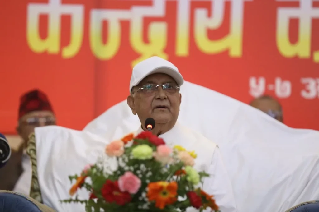 पार्टीमा अराजकता नमच्चाउन ओलीको चेतावनी