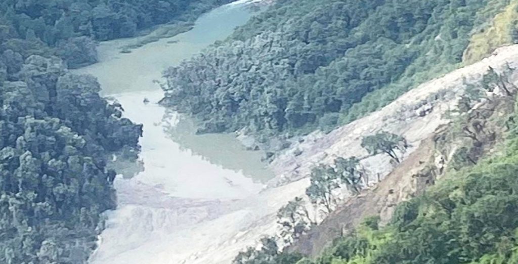 किम्रुङखोलाको बहाव पुरानै अवस्थामा फर्कियो, जोखिम नरहेको दावी
